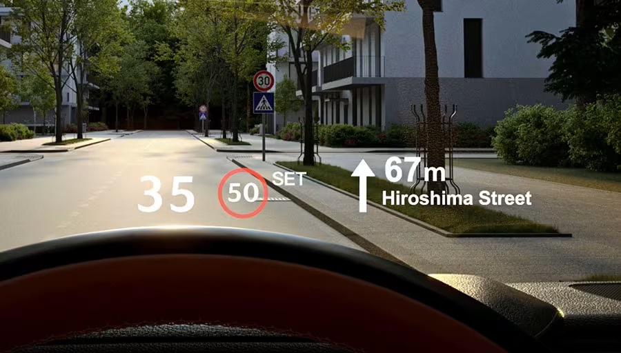 09-mazda6e-expandable-card-technology-head-up-display.jpg