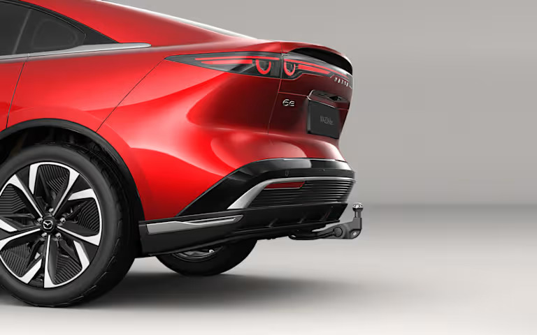 07-mazda6e-1-2-promo-right.jpg